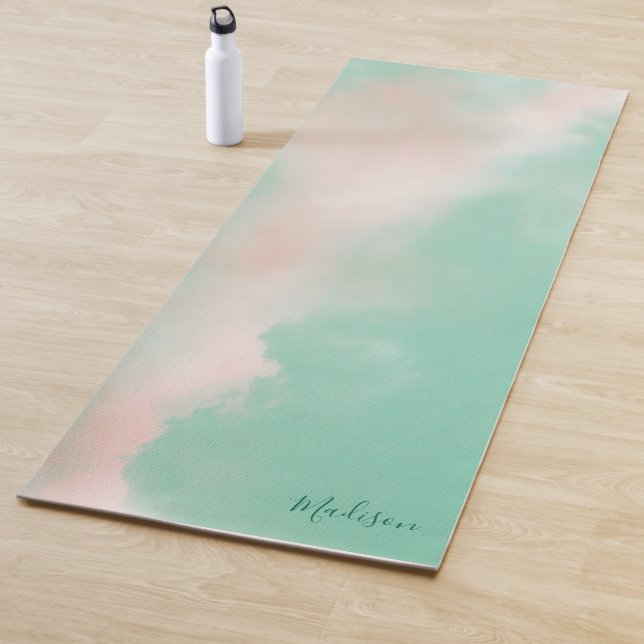 Tapis De Yoga Rose Pâle Féminin Vert Élégant Nom Script (En situation)