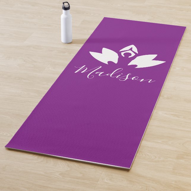 Tapis De Yoga Silhouette personnalisée, Lotus pourpre et Yoga Po (En situation)