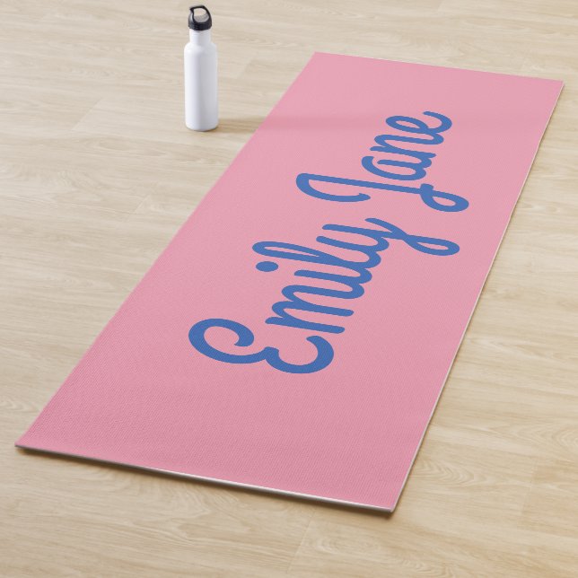 Tapis De Yoga Simple Cute bleu et rose Personnalisé (En situation)