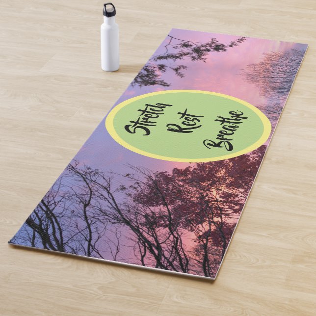Tapis de yoga Stretch Rest Breathe Coucher de sole (En situation)