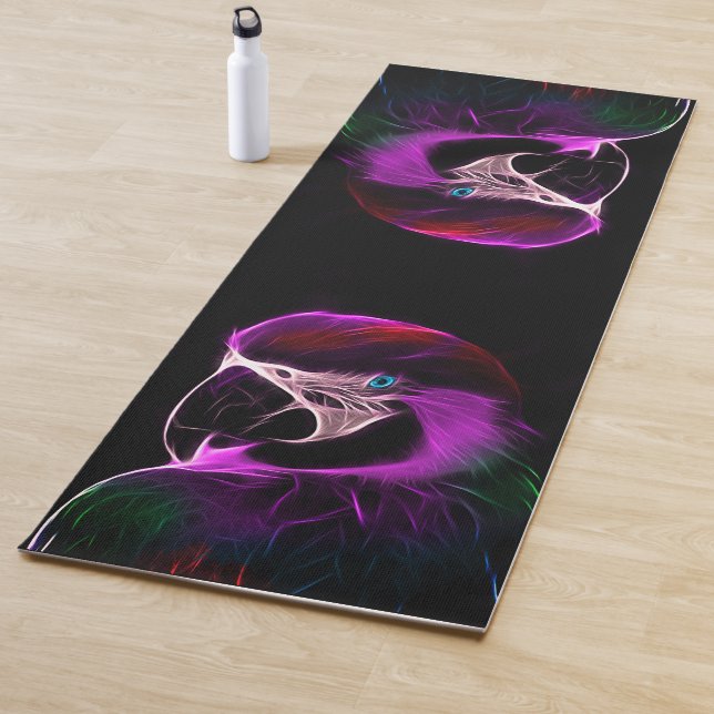 Tapis De Yoga Superbe perroquet à la lueur de prune (En situation)