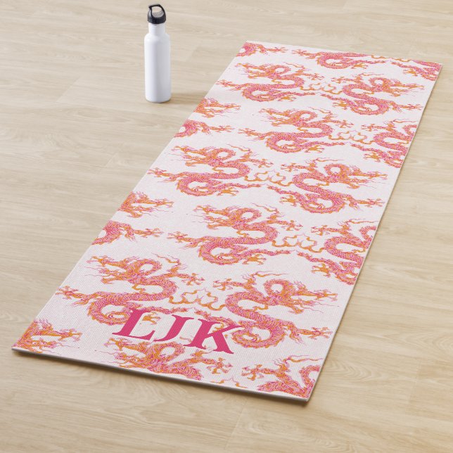 Tapis De Yoga Swirling Dragon in Pink and Orange Personalized (En situation)