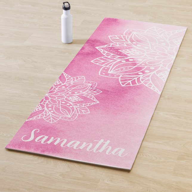 Tapis De Yoga Teinture à tarte rose et fleurs Mandala blanches N (En situation)