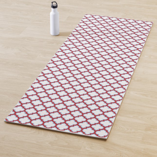 Tapis De Yoga Trellis blanc et rouge, treillis, Quatrefoil (En situation)
