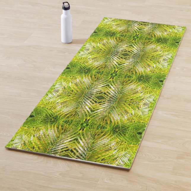 Tapis De Yoga Tropical green palm leaves sunlight pattern (En situation)