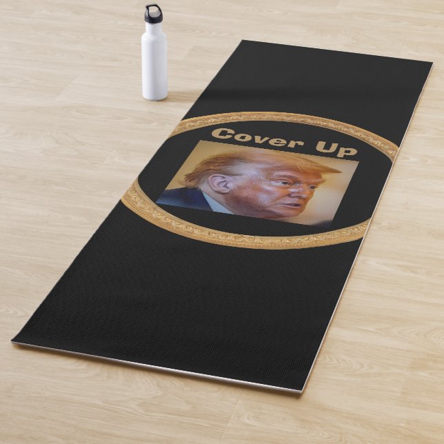 Tapis de yoga Trump/Cachotterie (En situation)