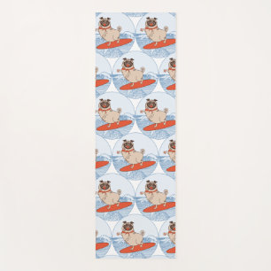 Tapis De Yoga Vague à cheval heureux chien de carlin sur la plan