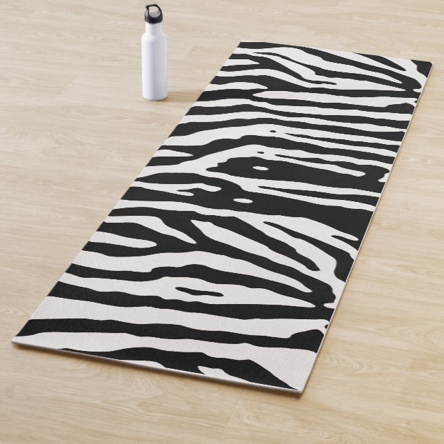 Tapis De Yoga Zebra Camouflage Motif artistique noir et blanc (En situation)