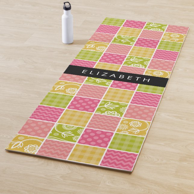 Tapis De Yoga Zigzag, Chevron, Pois, En vichy, Votre Nom (En situation)