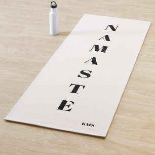 Tapis fait sur commande de yoga d'initiales de