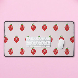 Tapis rose de bureau avec fraise