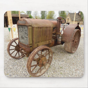 Tapis vintage rouillé de souris de tracteur