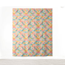 Tapisserie à motif floral géométrique coloré