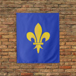 Tapisserie Murale bleu roi avec Fleur de Lys Or<br><div class="desc">Une élégante et royale tapisserie murale bleu roi avec une Fleur de Lys couleur or : un symbole porte-bonheur – peut également faire office de drapeau !</div>
