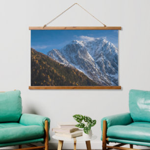 Tapisserie Suspendue Automne et hiver dans les montagnes enneigées