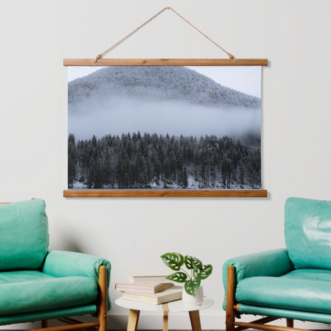 Tapisserie Suspendue Brouillard roulant sur la forêt d'épinette (Salon)