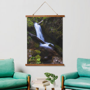Tapisserie Suspendue Cascade dans la forêt enchantée