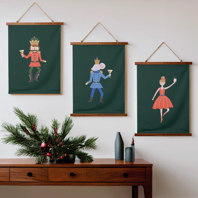 Tapisserie Suspendue Christmas Nutcracker Cocktail Party Triptych (Créateur téléchargé)