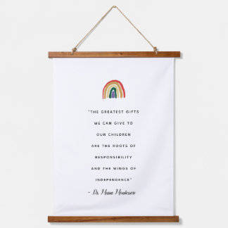 Tapisserie Suspendue Citation Maria Montessori