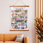 Tapisserie Suspendue Collage photo simple 25 personnalisé<br><div class="desc">Créez un collage photo couleur personnalisé 26x36" en utilisant ce modèle facile à télécharger avec 25 images contre un arrière - plan blanc modifiable. Commémorez une occasion spéciale, un anniversaire ou un anniversaire d'étape ou faites pour un cadeau photo ou un souvenir de famille ou de vacances significatif, et bien...</div>