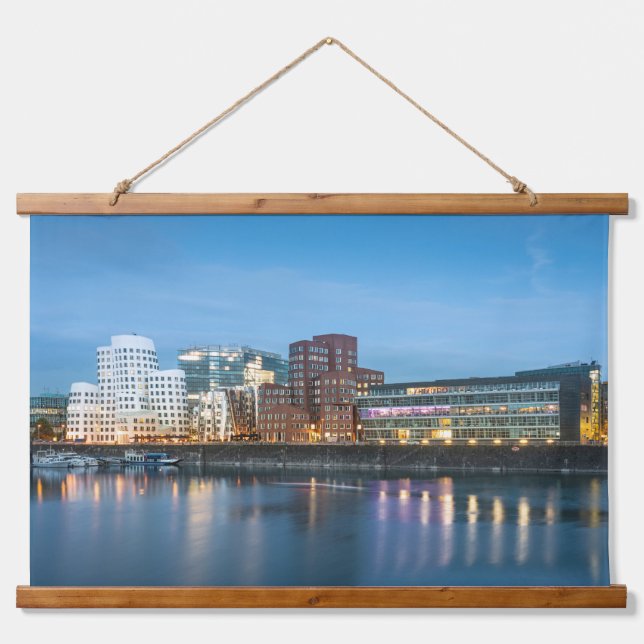 Tapisserie Suspendue Dusseldorf Allemagne (Devant)