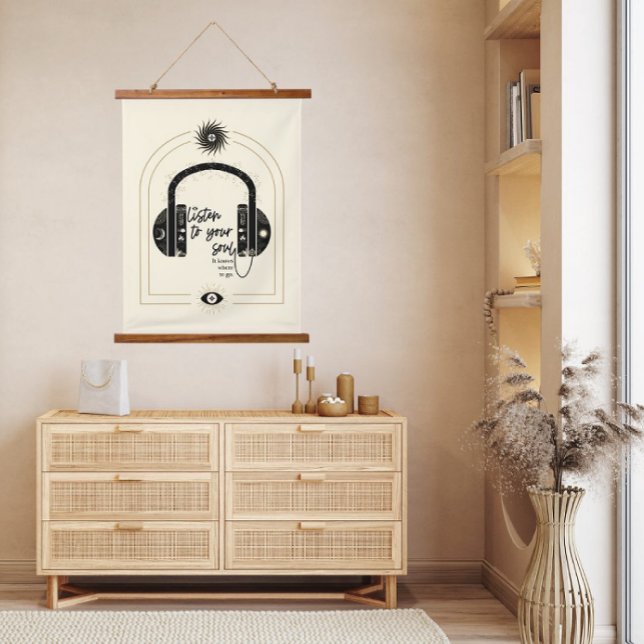 Tapisserie Suspendue Écoutez vos écouteurs Soul Gold & Black (Listen To Your Soul Canvas Wall Hanging featuring celestial icons.)