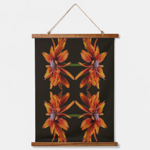 Tapisserie Suspendue Fleur Abstraite de Susan aux Yeux Noirs Orange