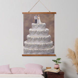 Tapisserie Suspendue Gâteau de mariage blanc à cinq étages avec couple 