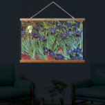 Tapisserie Suspendue Irises de Vincent van Gogh, Jardin Vintage<br><div class="desc">Irises (1889) de Vincent van Gogh est une peinture vintage à fleurs de paysage de post impressionnisme d'art, représentant un jardin aux iris à barbe violet poussant par des pavots orange. Une seule fleur d'iris blanc fleurit au bord. À propos de l'artiste : Vincent Willem van Gogh (1853-1890) fut l'un...</div>