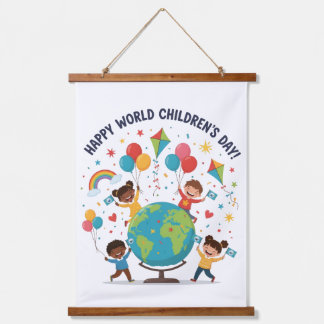 Tapisserie Suspendue Joyeuse Journée mondiale de l'enfance en bois sur
