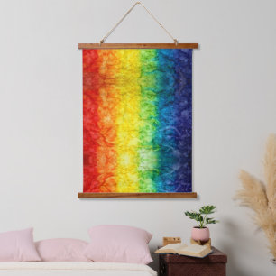 Tapisserie Suspendue Le drapeau tie-dyé de SlipperyJoe arc-en-ciel pres