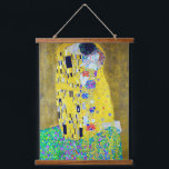 Tapisserie Suspendue Le Kiss, Gustav Klimt<br><div class="desc">Gustav Klimt (14 juillet 1862 - 6 février 1918) était un peintre symboliste autrichien et l'un des membres les plus importants du mouvement de sécession de Vienne. Klimt est réputé pour ses peintures, ses peintures murales, ses croquis et autres objets d'art. En plus de ses oeuvres figuratives, qui comprennent des...</div>