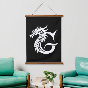 Tapisserie Suspendue Lettre G de style dragon, alphabet du dragon, mono