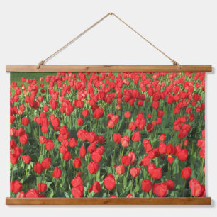 Tapisserie Suspendue Lit des Tulipes rouges 02