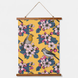 Tapisserie Suspendue Oiseaux et fleurs sur le jaune