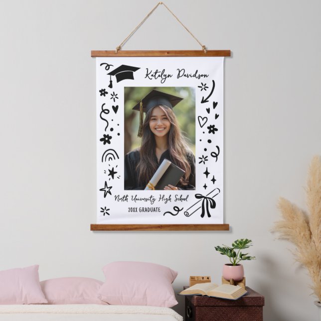 Tapisserie Suspendue Personalized Doodle Graduation Keepsake Photo (Chambre à coucher)