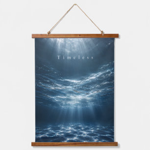 Tapisserie Suspendue Sans temps - Citation esthétique des eaux profonde
