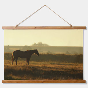 Tapisserie Suspendue Silhouette de cheval dans le soleil du matin.