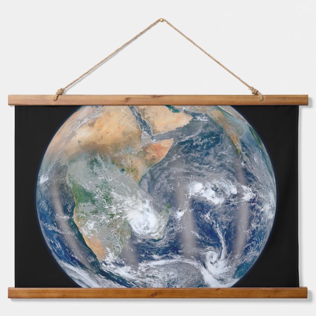Tapisserie Suspendue Terre Pleine Montrant L'Hémisphère Est. (Devant)