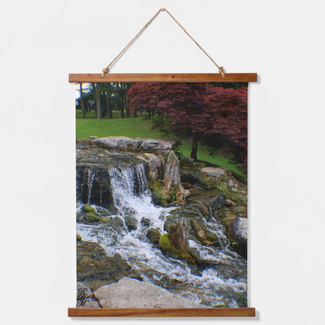 Tapisserie Suspendue Une petite cascade (Recto)