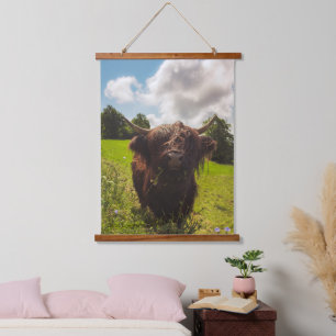 Tapisserie Suspendue Vache noire pâturage vert champ soleil