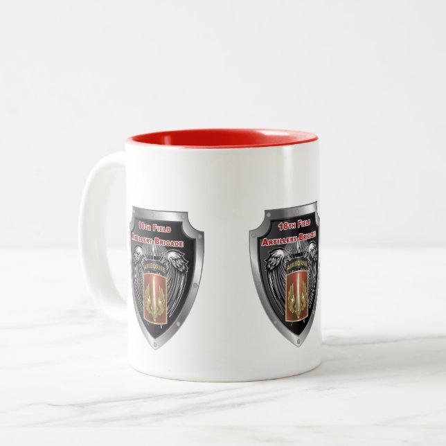 Tasse 2 Couleurs  18th Field Artillery Brigade Airborne (Devant gauche)