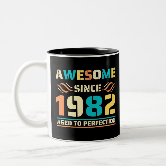 Tasse 2 Couleurs 40e anniversaire stupéfiant depuis 1982 (Gauche)