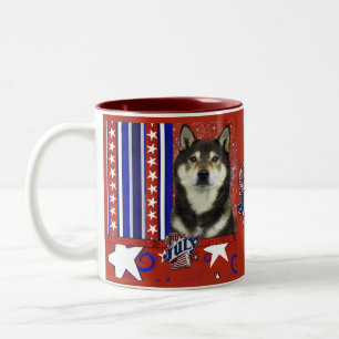 Tasse 2 Couleurs 4 juillet pétard - Shiba Inu - Yasha