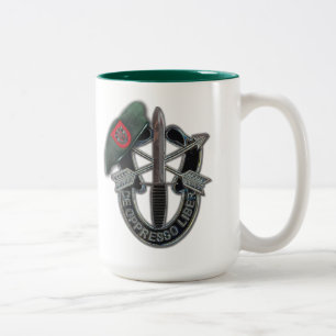 Tasse 2 Couleurs 7ème Vétérinaires de vétérans de bérets vert