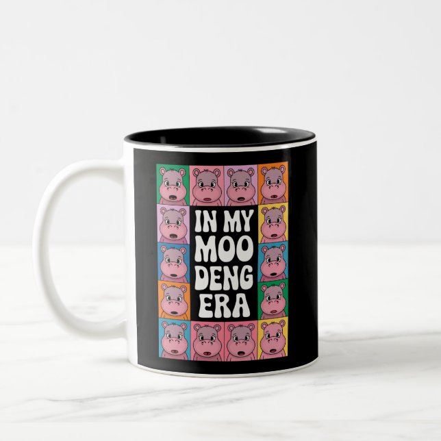 Tasse 2 Couleurs À l'ère de mon Moo Deng, amateur d'hippopotame Moo (Gauche)