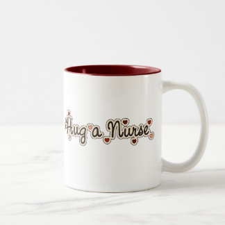 Tasse 2 Couleurs Accrochez-vous à une infirmière T-shirts et cadeau