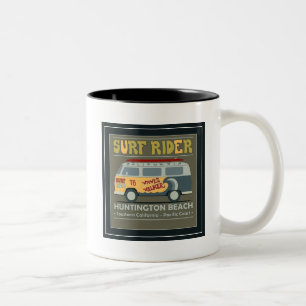 Tasse 2 Couleurs Affiche de Huntington Beach de cavalier de surf