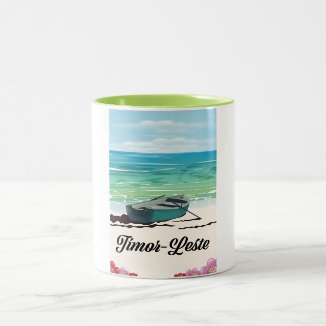 Tasse 2 Couleurs Affiche de voyage rétro au Timor-Leste. (Centre)