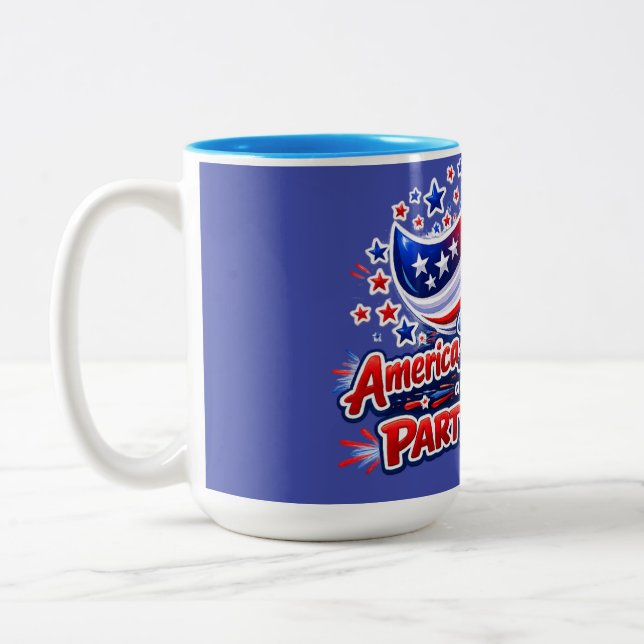Tasse 2 Couleurs America 250 Years Later Still the Party Starter Sh (Gauche)